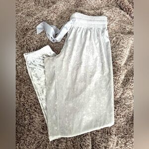 Soft Gray Velvet Joggers 👖